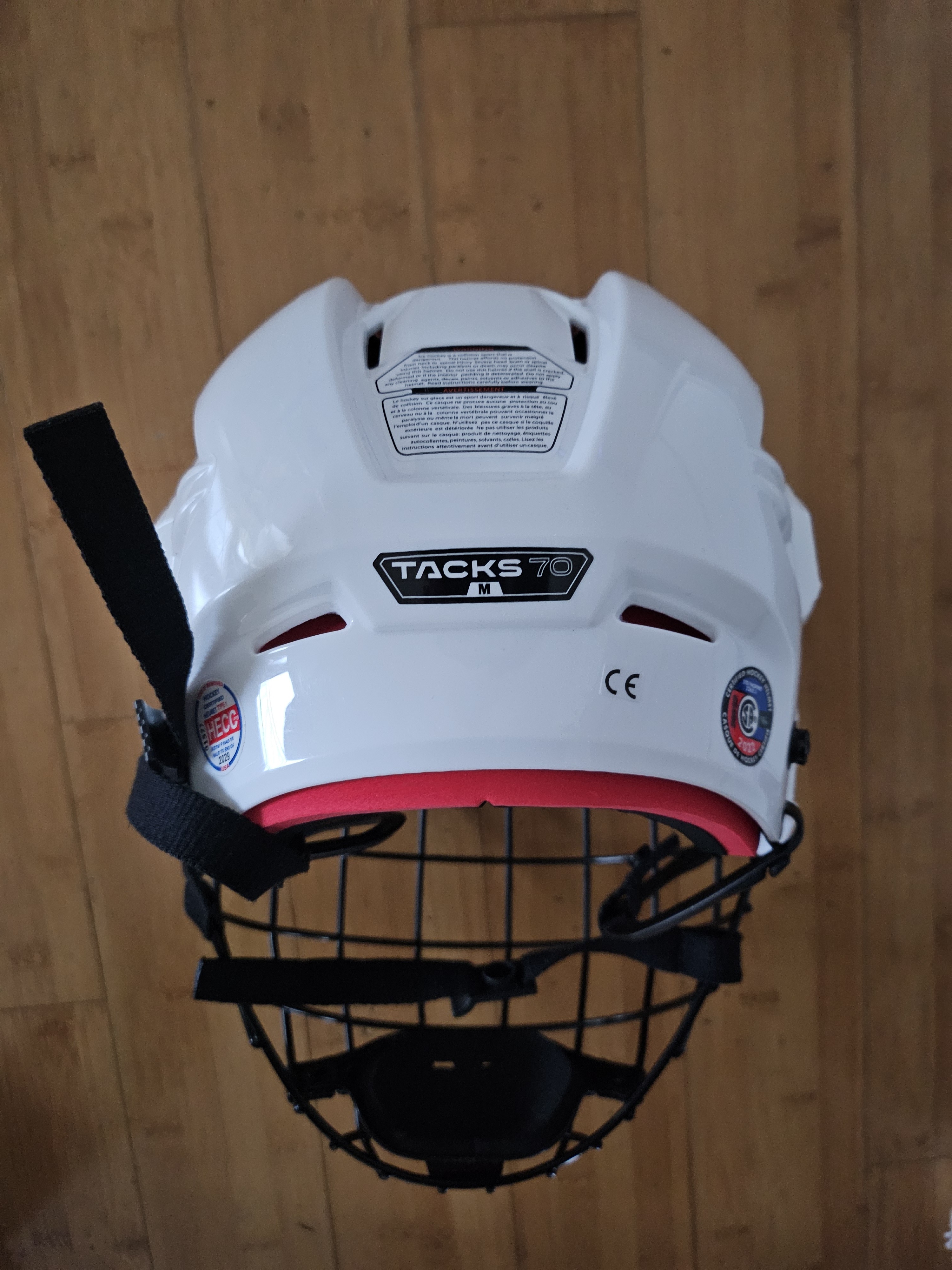 아이스하키 헬멧 판매합니다 (CCM TACKS 70 흰색M / BAUER RE-AKT 55 검정S)