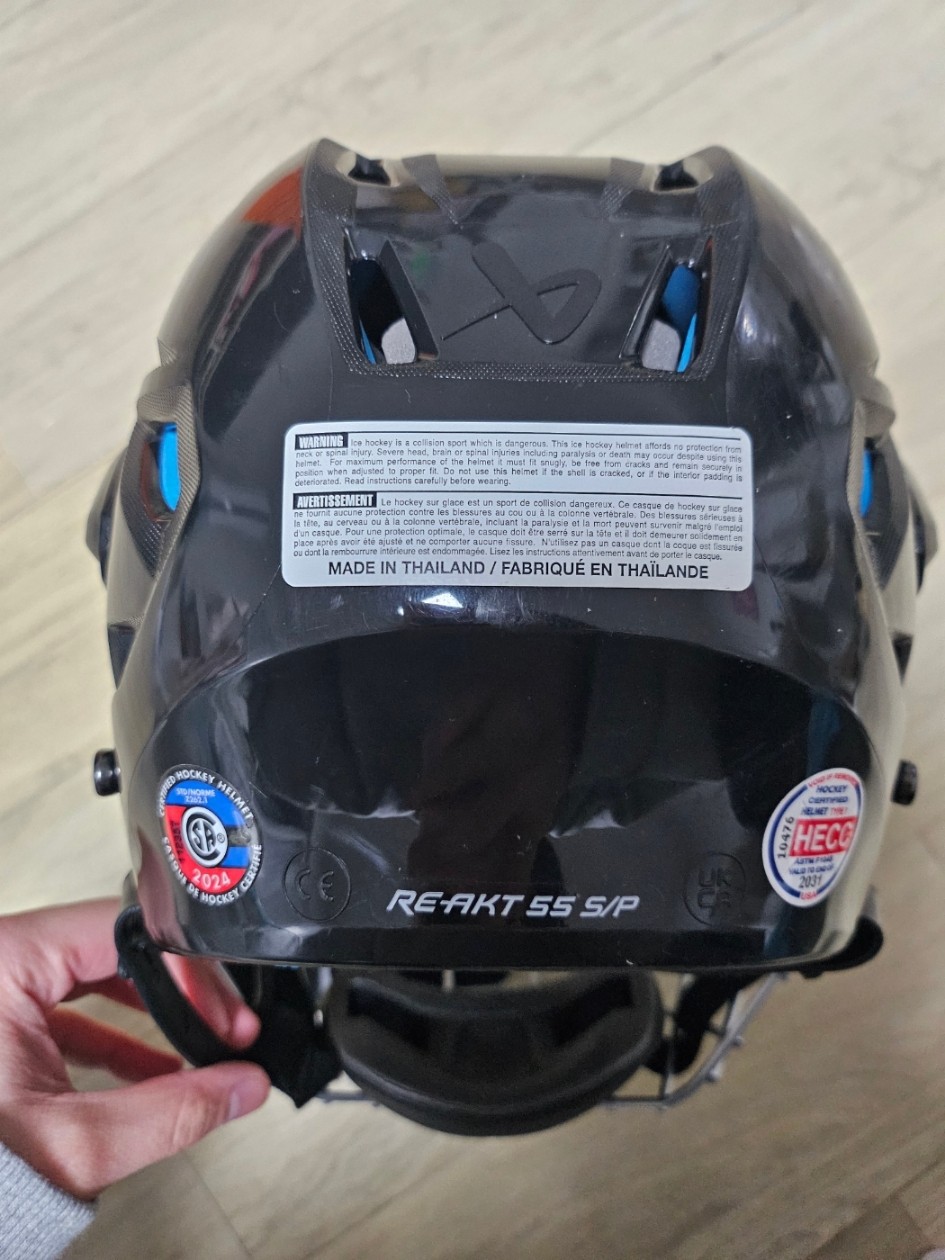 아이스하키 헬멧 판매합니다 (CCM TACKS 70 흰색M / BAUER RE-AKT 55 검정S)