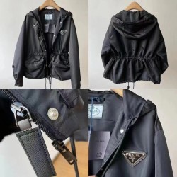 프라다숏잨켓