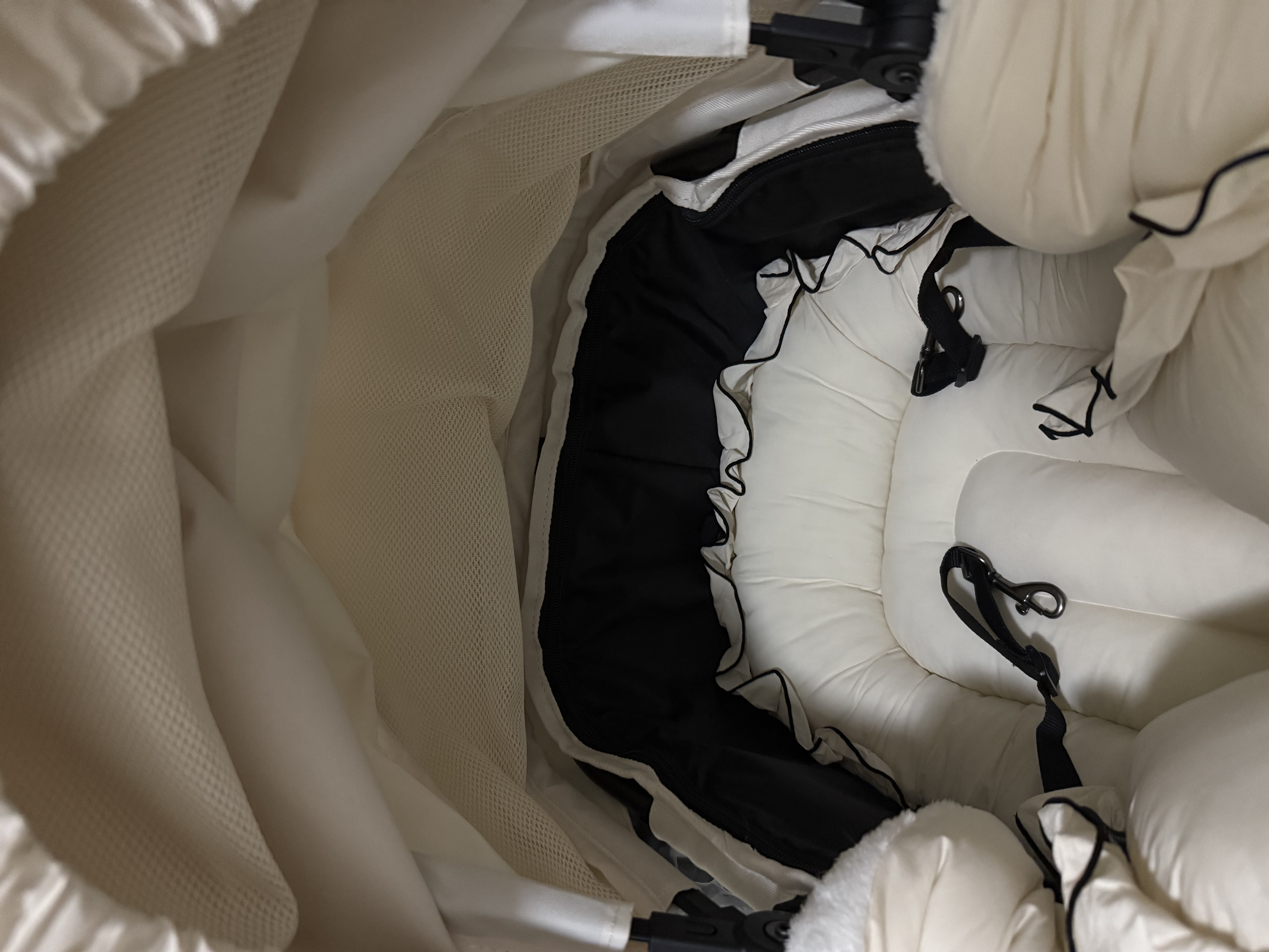 로얄테일즈 유모차